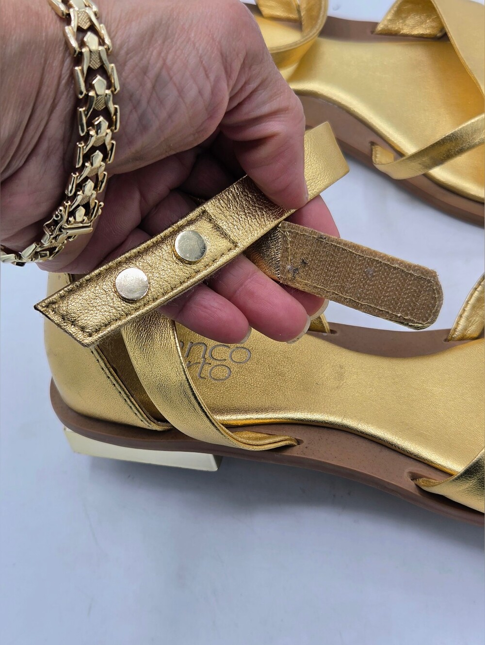 Franco Sarto Gold Metallic Parker Square Toe Flat Sandals Size 8.5M - Picture 14 of 16